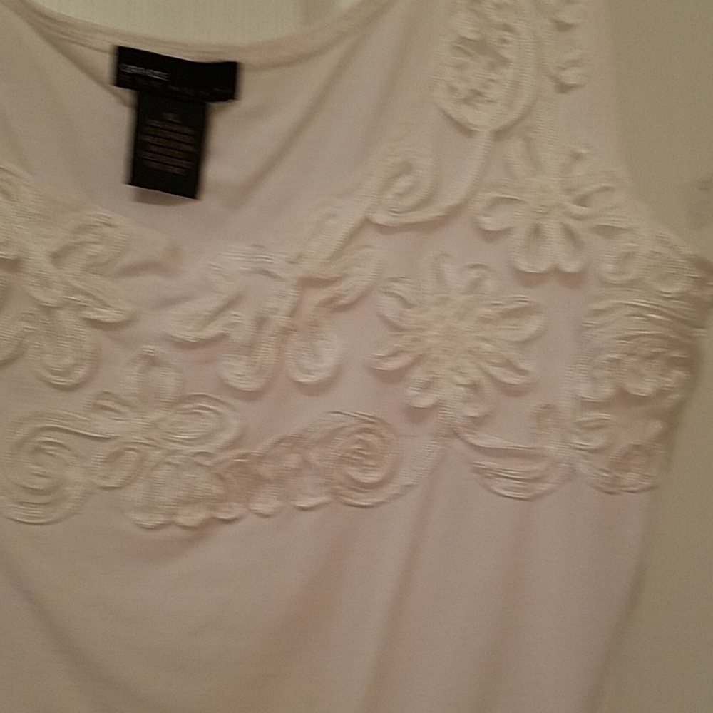 XL Tank top - Picture 2 of 3
